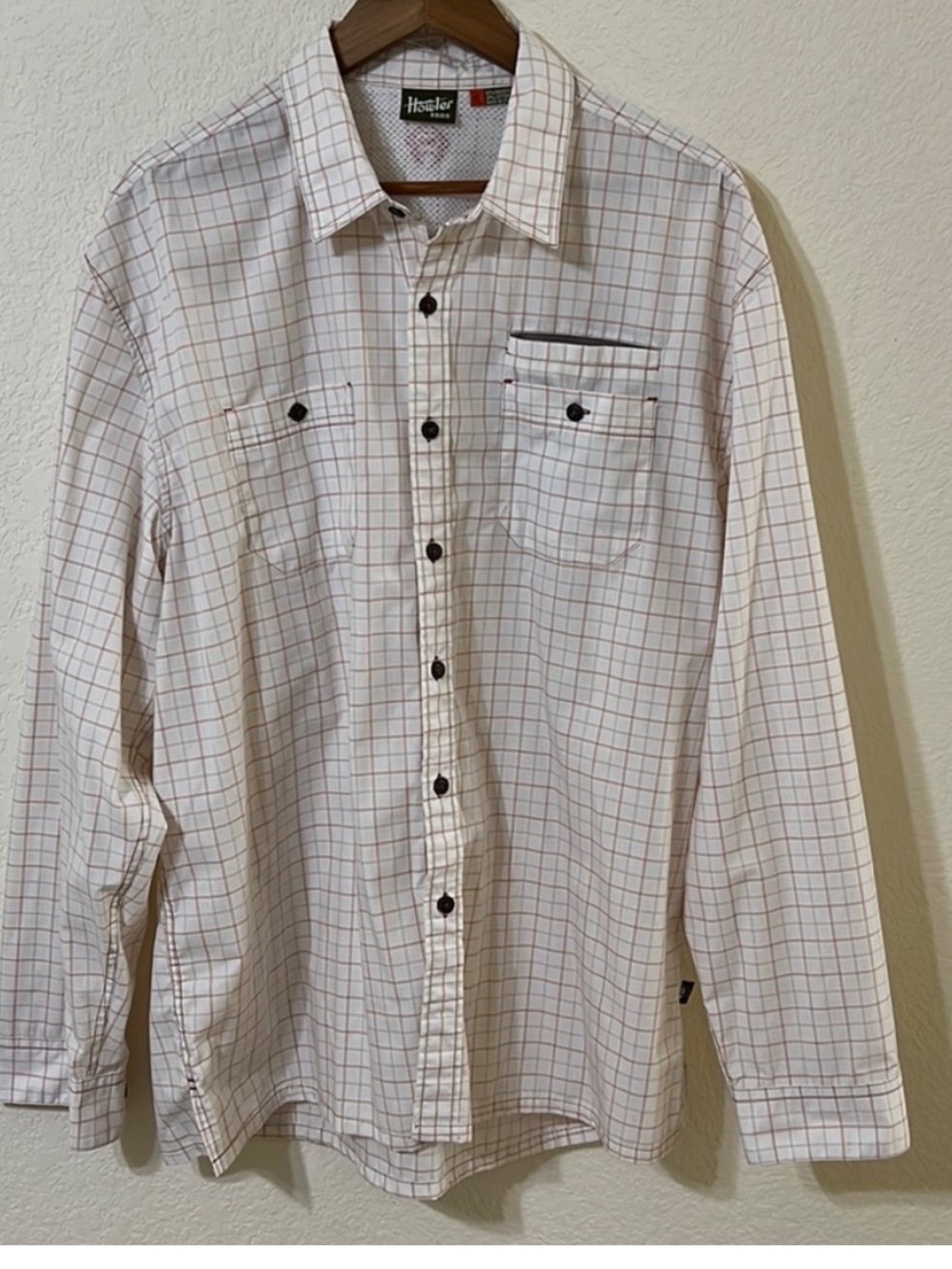 Howler Bros | Light and great looking. Plaid Vented Button Front Shirt XL.